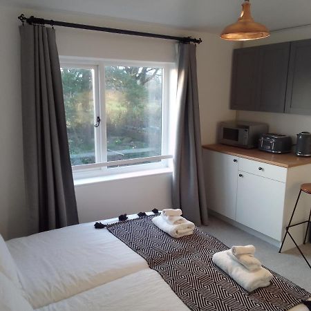 Beech House 20 Minute Walk To Airport Daire Bristol Dış mekan fotoğraf