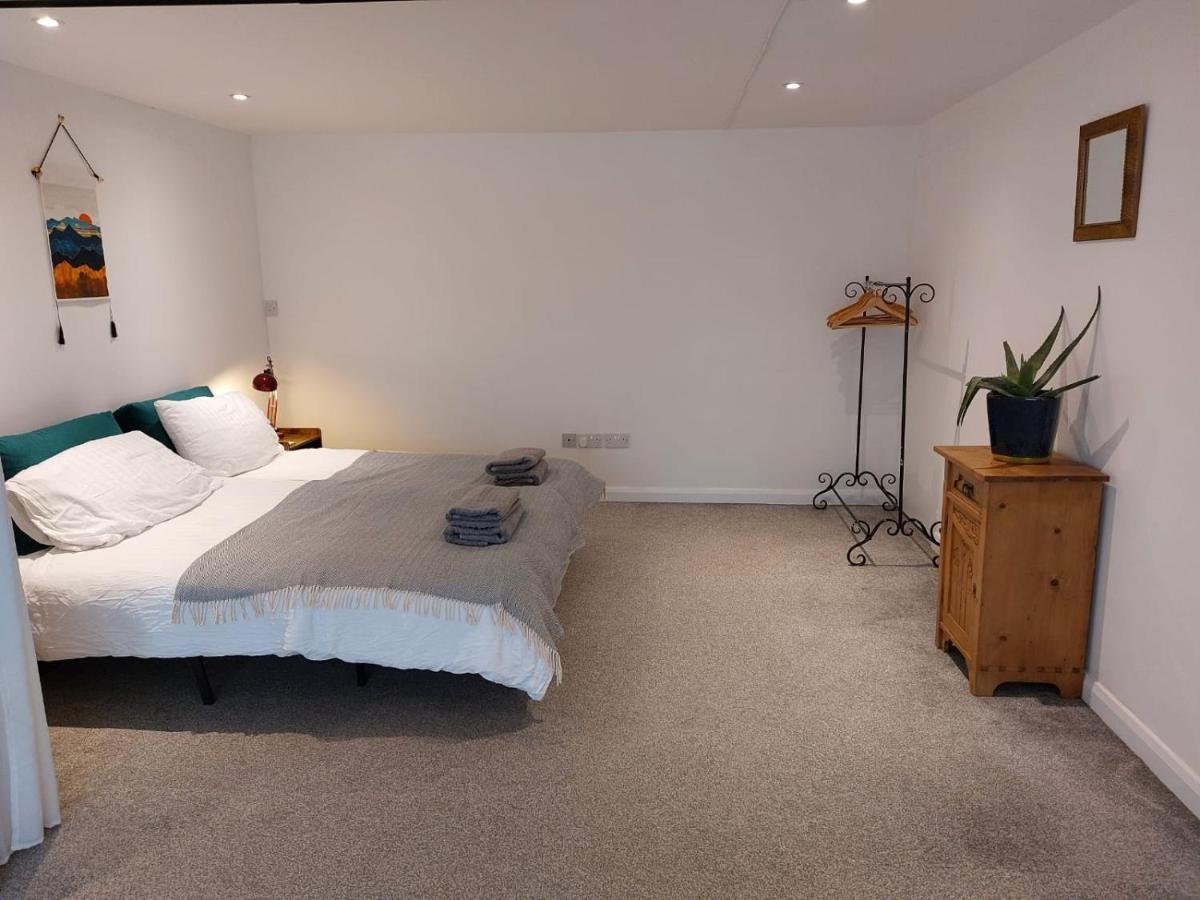 Beech House 20 Minute Walk To Airport Daire Bristol Dış mekan fotoğraf