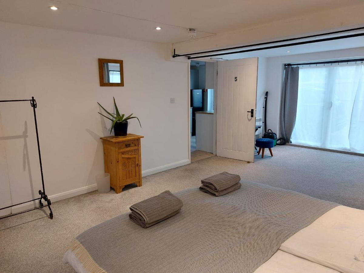 Beech House 20 Minute Walk To Airport Daire Bristol Dış mekan fotoğraf