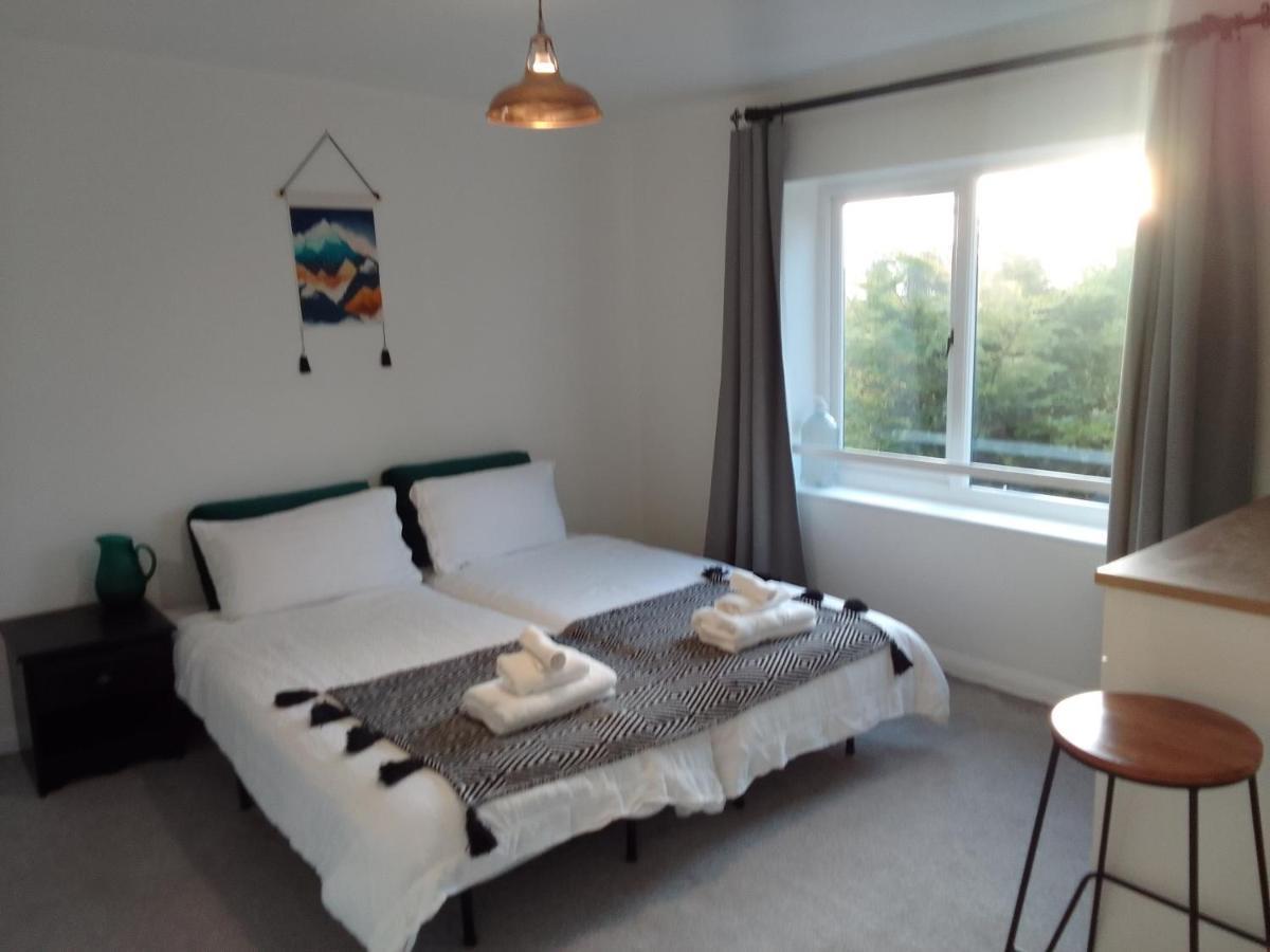 Beech House 20 Minute Walk To Airport Daire Bristol Dış mekan fotoğraf